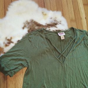 🌵2 for $5🌵 Mossimo Supply Co High Low Tee
